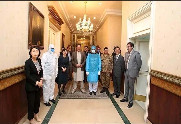 China donated 15000 Protection Suits to Pakistani Doctors