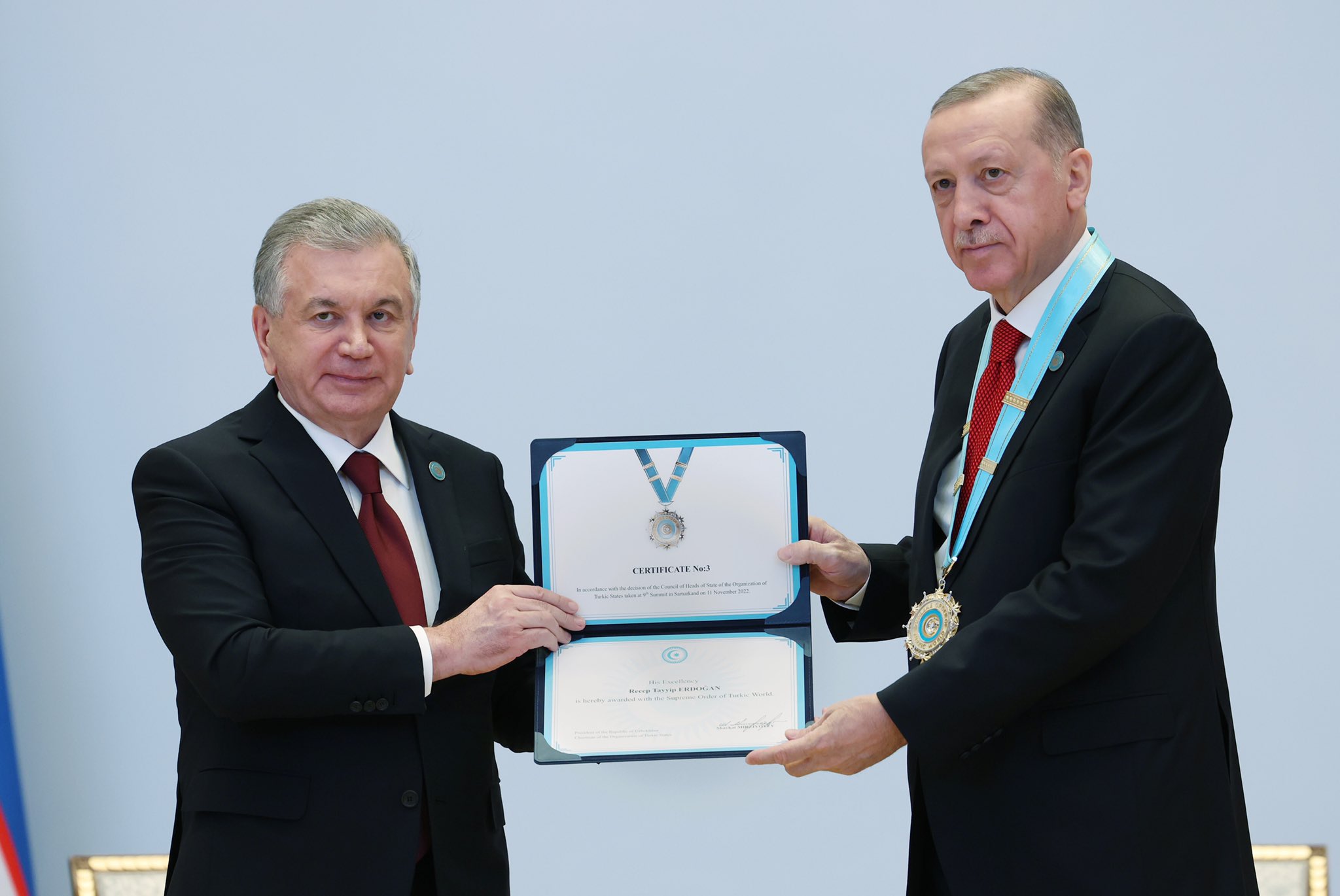 President Erdoğan presented with the Supreme Order of Turkic World in Samarkand