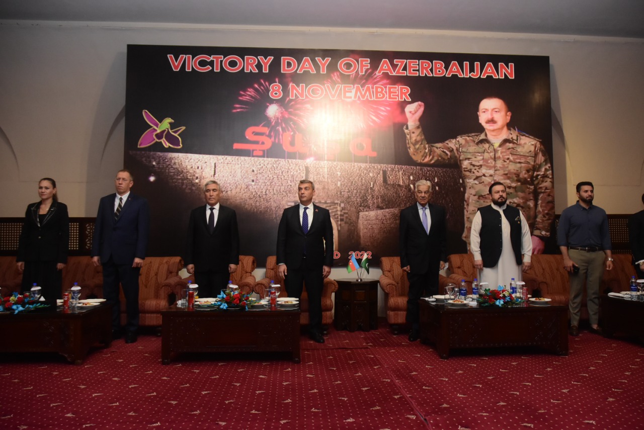 Azerbaijan's Victory day in Islamabad Defence minister Khawaja Asif (3rd from the left) and Ambassador Khazar Farhadov (4th from the right)