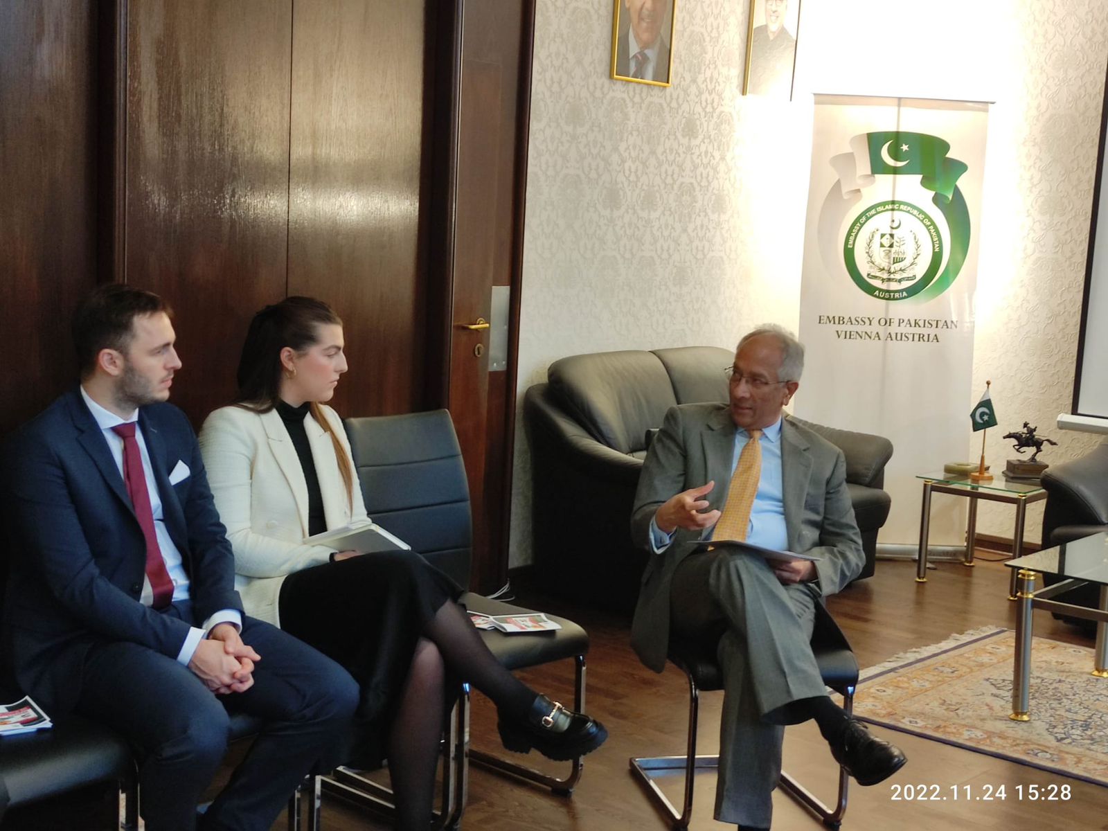 Ambassador of Pakistan to Austria addressing students at the event organized on November 24, 2022.
