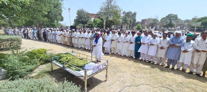 Latif Afridi's funeral prayers