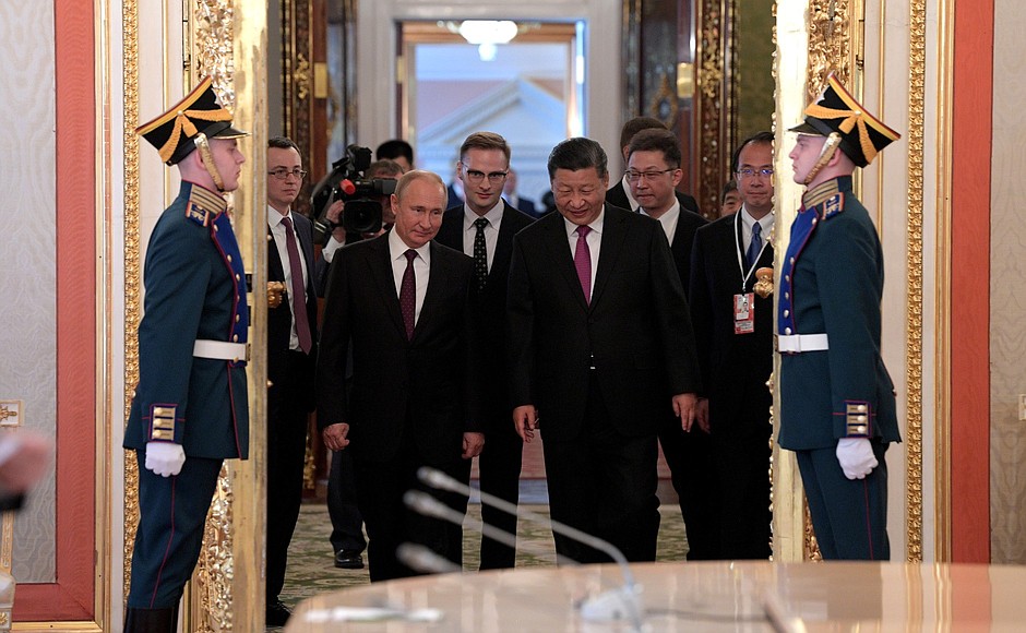 Prior to the start of limited Russian-Chinese talks, President of China Xi Jinping and Russia Putin.