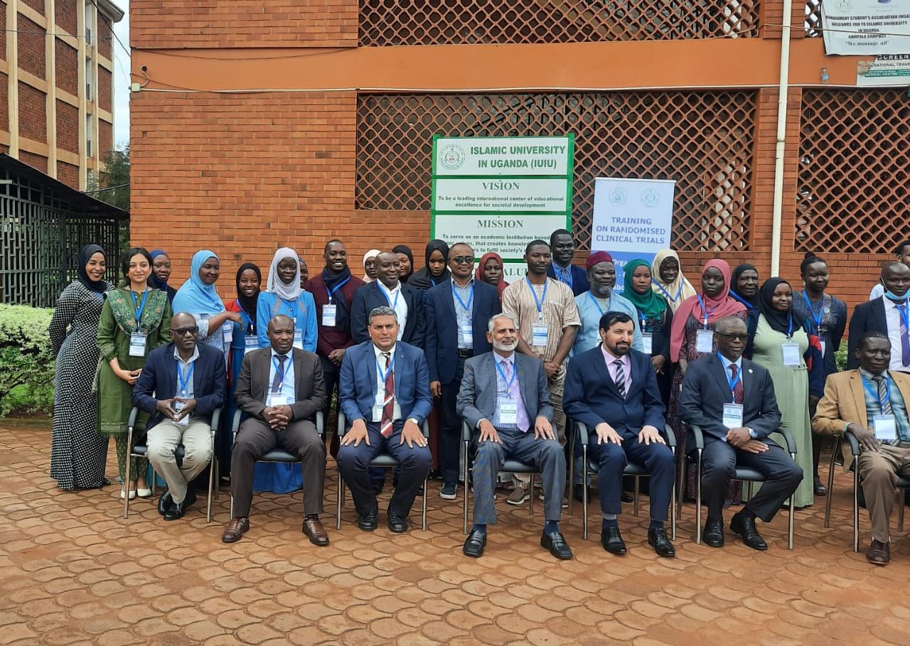 COMSTECH, in collaboration with the Islamic University in Uganda, organized a two-day training on Randomized Clinical Trials at Islamic University in Uganda, Kampala, Uganda.