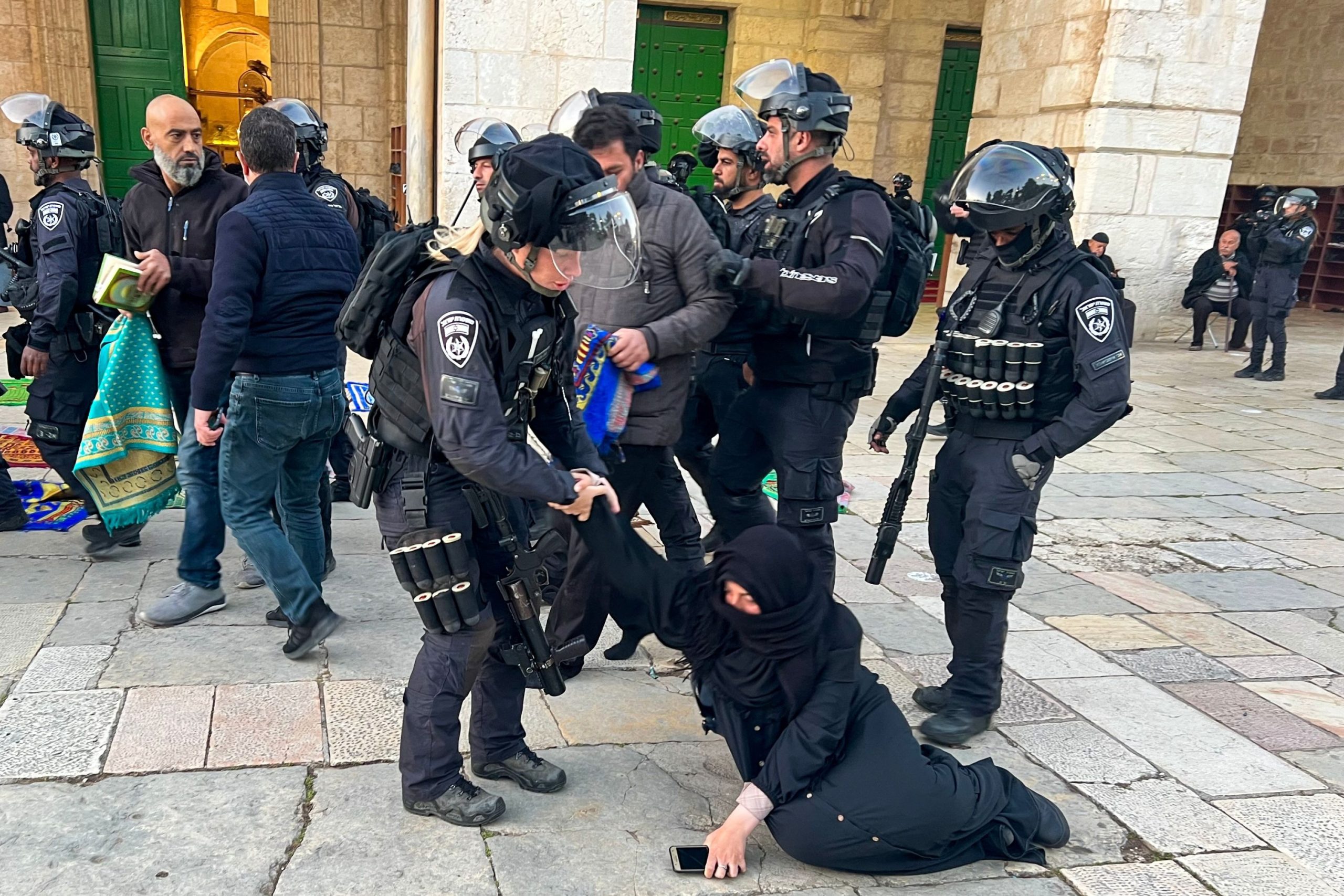 Israeli attack on Aqsa Mosque