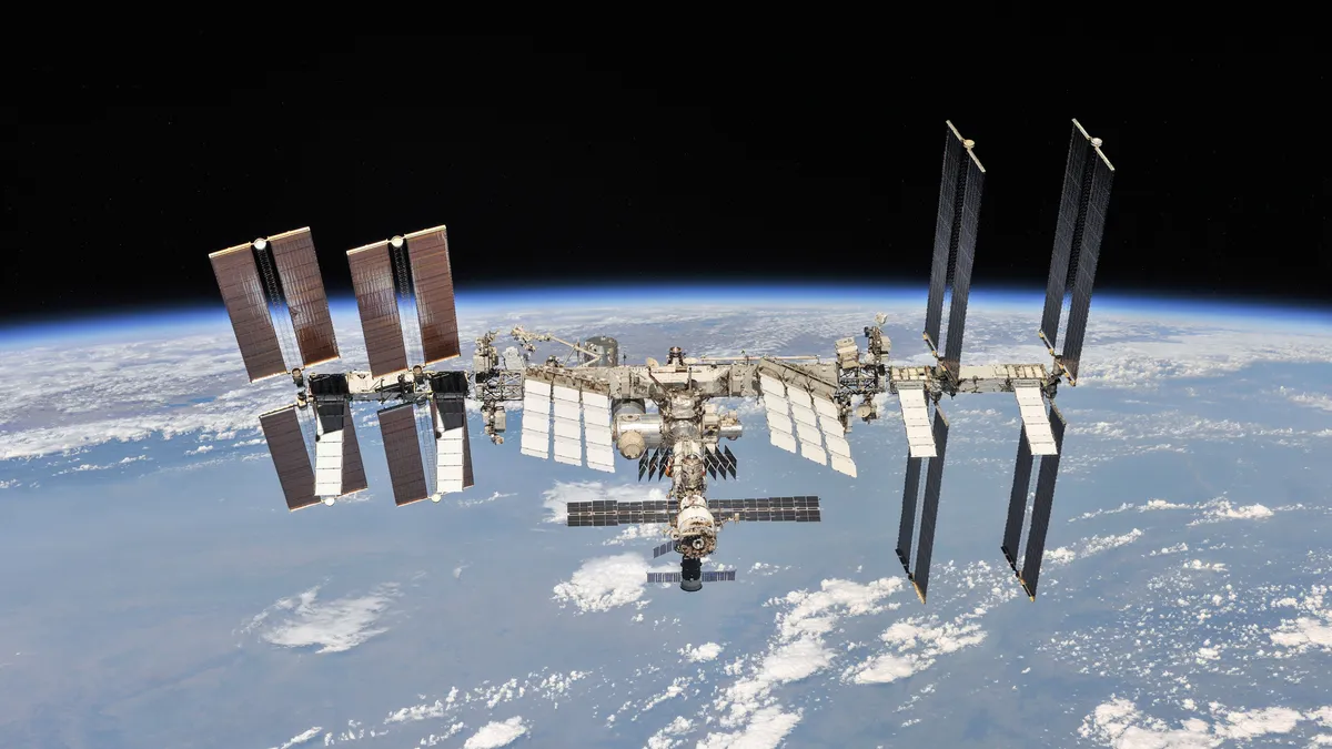 Russia Extends ISS Partnership