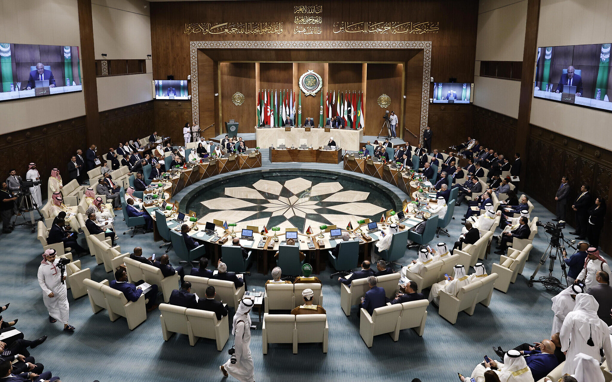Arab League reinstates Syria