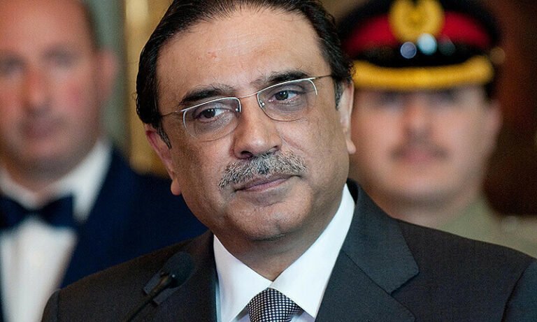 President Zardari Okays Peca amendment law despite journalists’ calls to resist