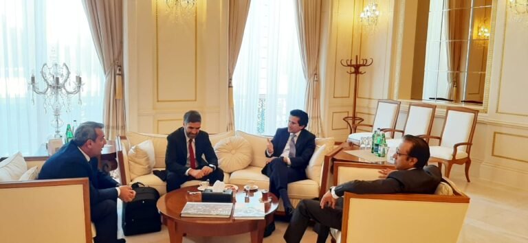 Pakistan committed to strong energy ties with global leaders like SOCAR, Malik