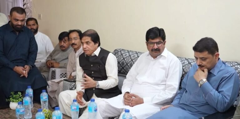 ملکی ترقی ریلوے کے شعبے کی بحالی اور توسیع سے جڑی ہوئی، حنیف عباسی