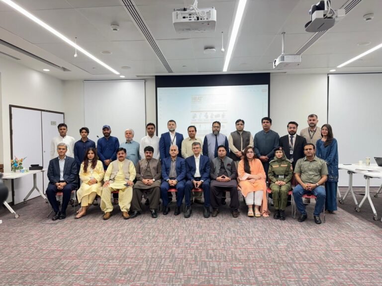 Sindh cities launch heat plans as AKU, PDMA boost climate resilience