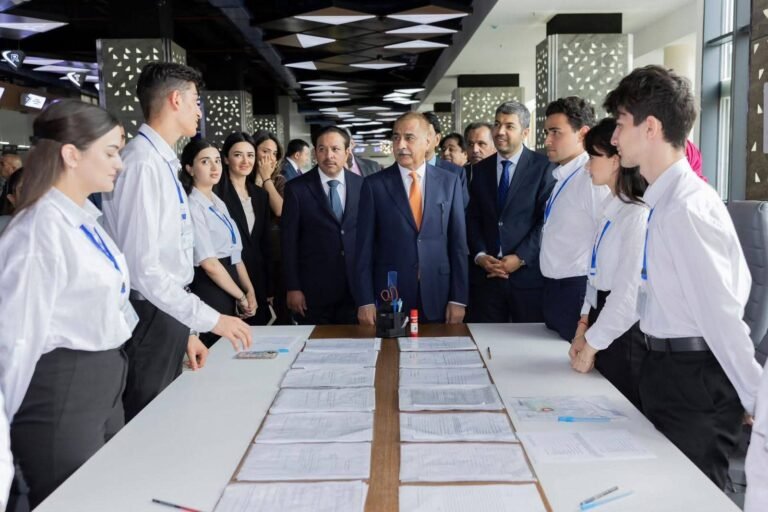 Pakistan’s Parliamentary Delegation Visits ASAN Center in Azerbaijan