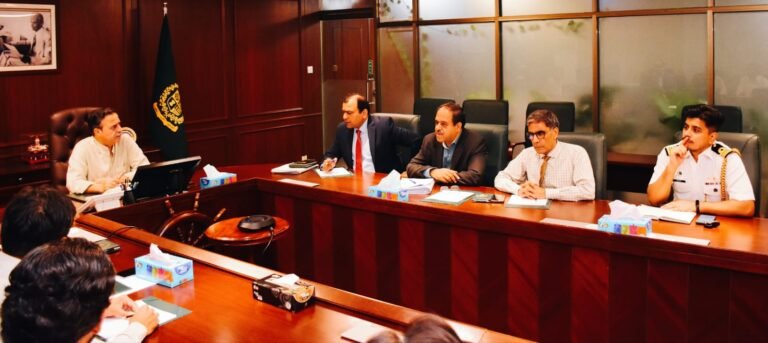 We aim to make Gwadar a key transshipment and logistics hub, Minister