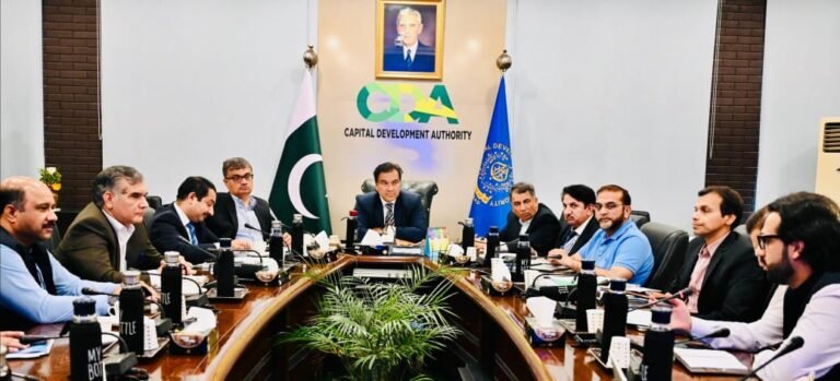 سی ڈی اے کو جدید ٹیکنالوجی کے ذریعے ایک مثالی ادارہ بنانے کیلئے پر عزم ہیں، رندھاوا