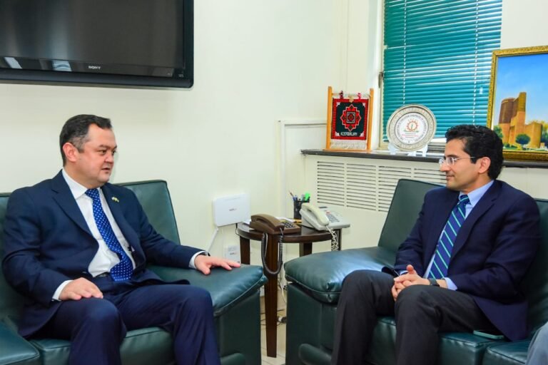 Uzbekistan targets $2B trade with Pakistan, Ambassador Alisher