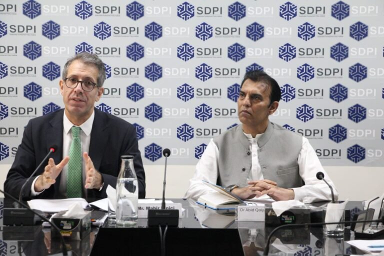IMF hails Pakistan’s ‘strong’ economic reform progress
