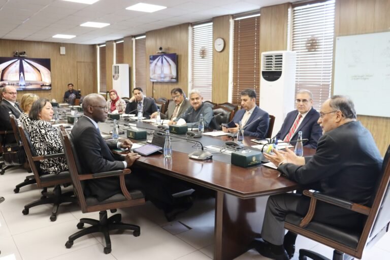 Intl community to ensure India adheres to Indus Waters Treaty, FM
