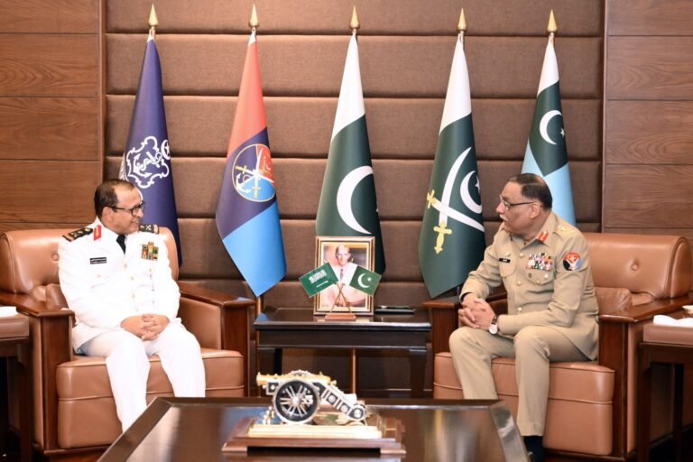 CJCSC, Saudi Naval Forces Chief discuss regional security
