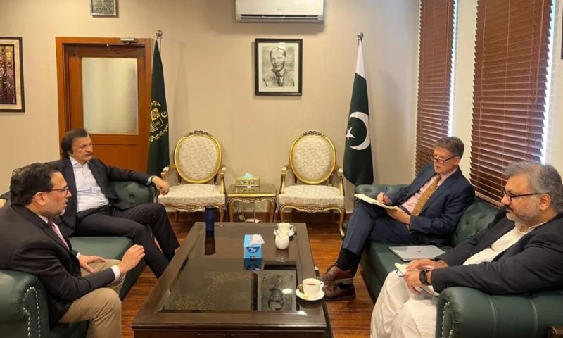 Haroon Akhtar and Prof. Nick Lee Discuss Roadmap for Industrial Transformation