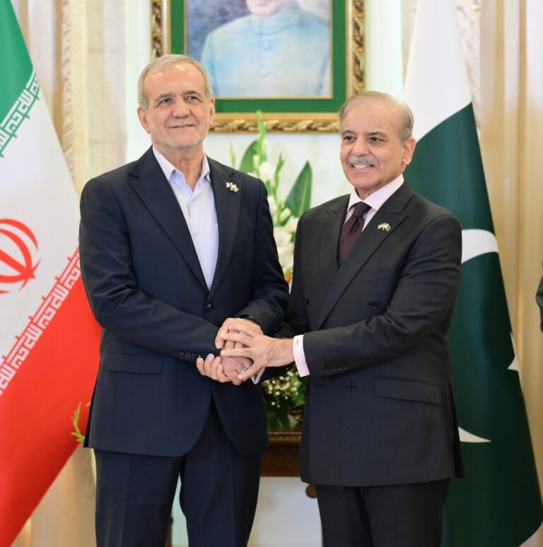 Pak, Iran agree to boost bilateral trade to $10bn