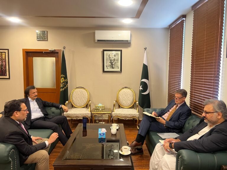 Haroon Akhtar and Prof. Nick Lee Discuss Roadmap for Industrial Transformation