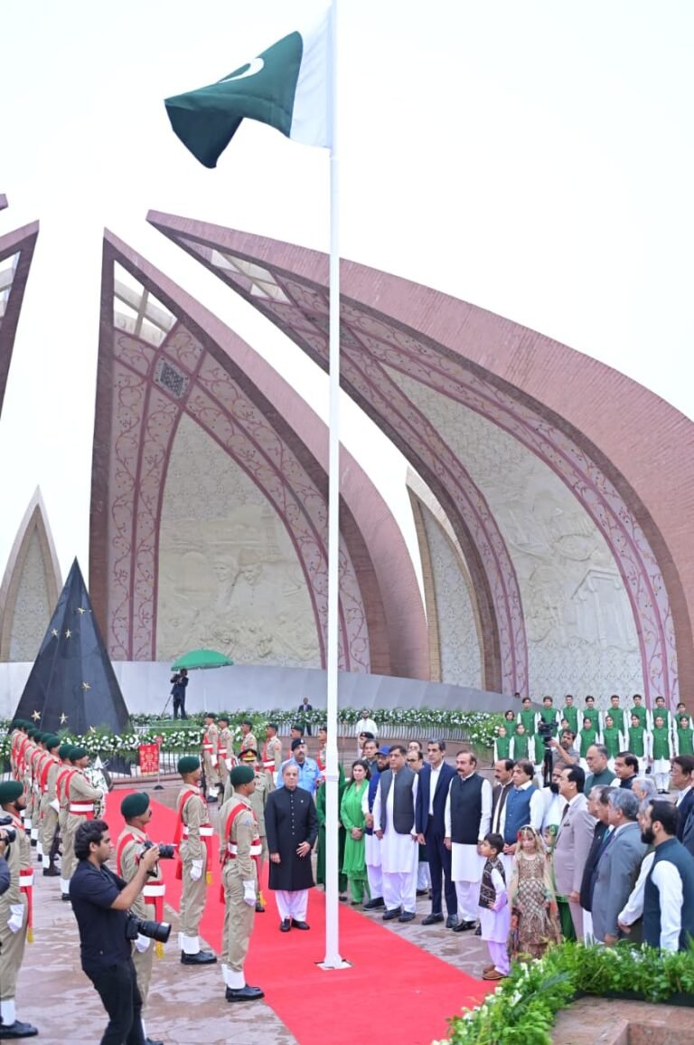 بھارت نے جھوٹ کی بنیاد پر پاکستان پر حملہ کیا،وزیراعظم