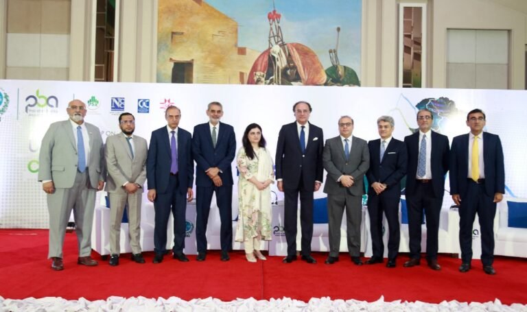 Finance Minister lauds private sector’s role in economic stability
