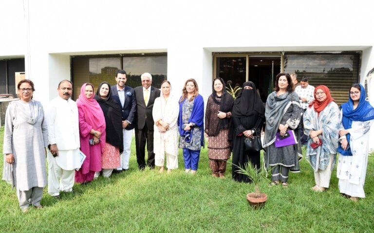 Pakistan, Lithuania PFG vows to boost partnerships and bilateral ties