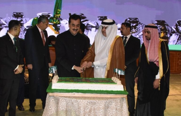 Pakistan’s commitment to Strategic partnership and Muslim unity, Gilani