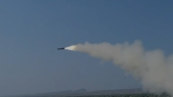 Pakistan successfully test-fires Fatah-4 Ground Cruise Missile