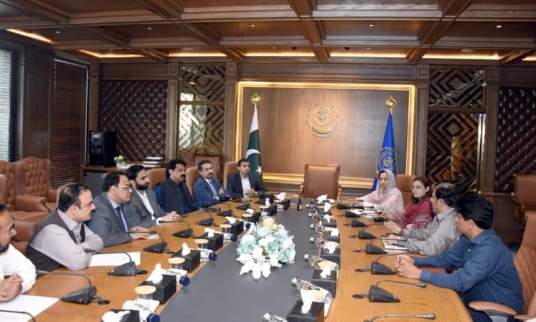 MoU between ICT PLRA for Introduction of E-Stamp System