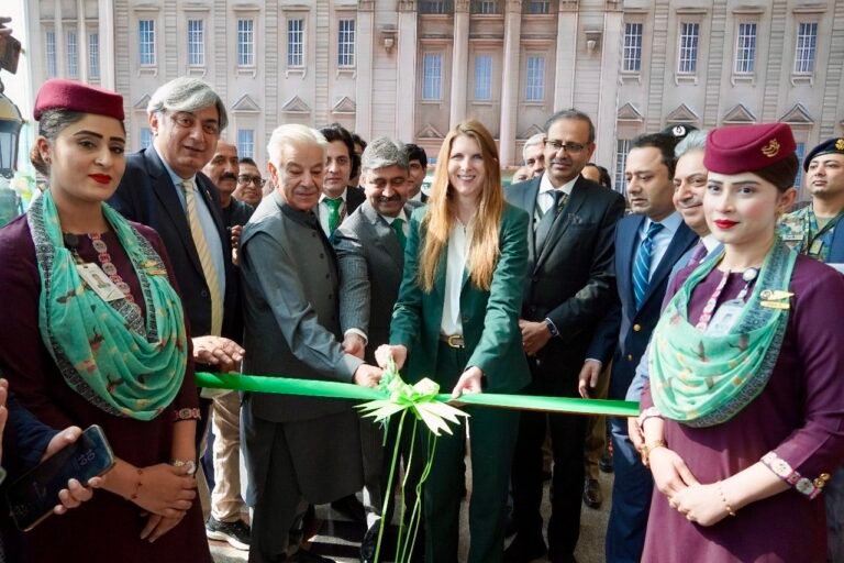 PIA resumes UK flight operations