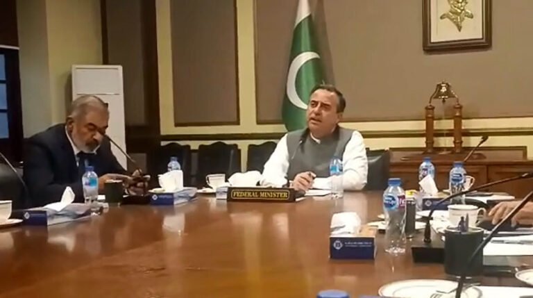 FM Maritime calls for improved efficiency at all ports