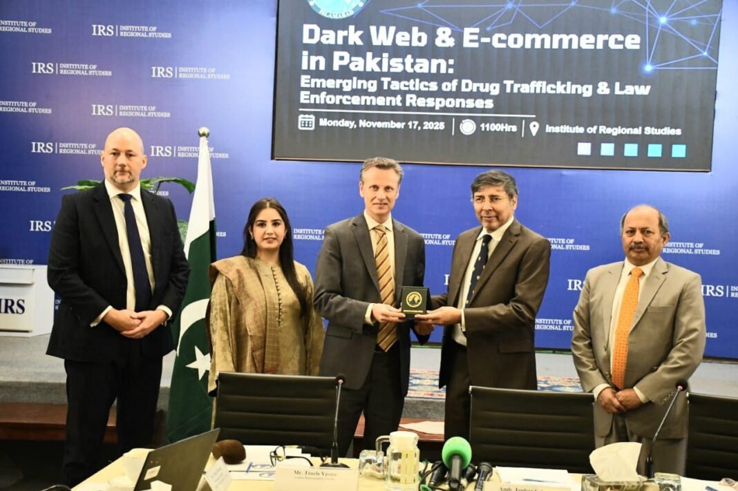 Criminal networks use e-commerce tactics, complicating drug detection, UNODC