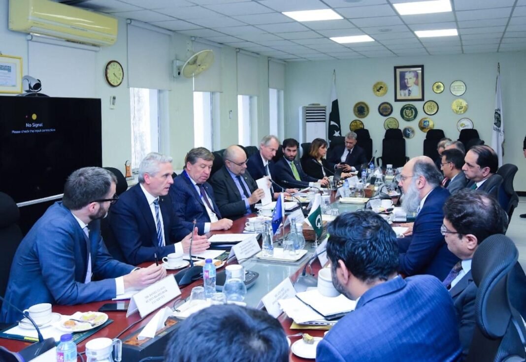 Pakistan, EU Recommit to Strong Trade Partnership