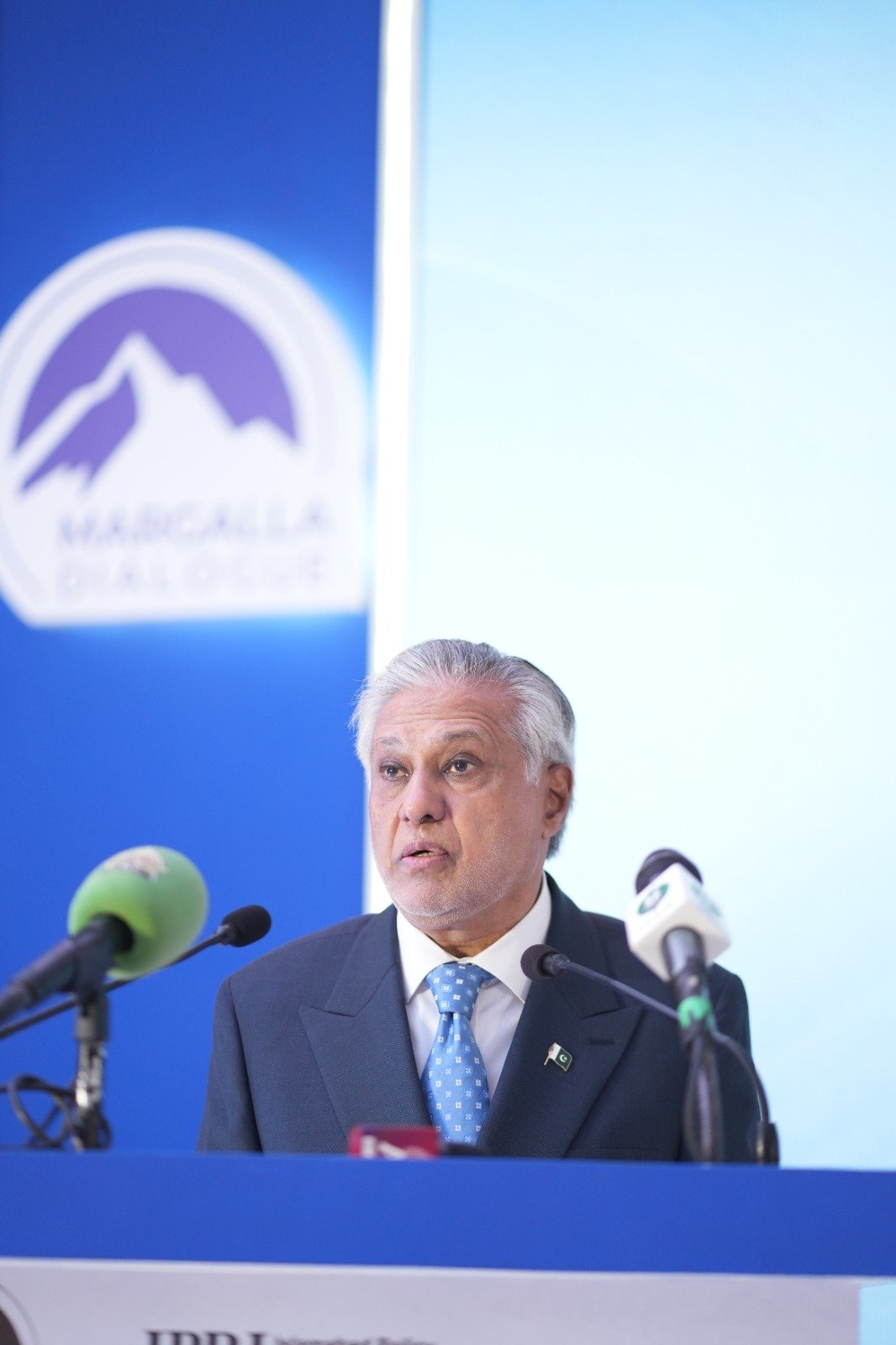 Pakistan committed to strengthening regional connectivity, Dar