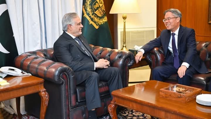 Pakistan stands in full solidarity with China in testing times, Dar