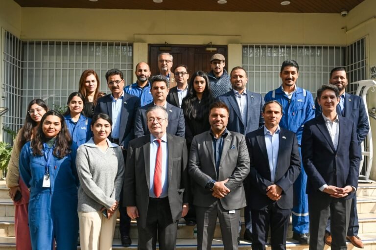 French delegation visited Islamabad premises of Schlumberger