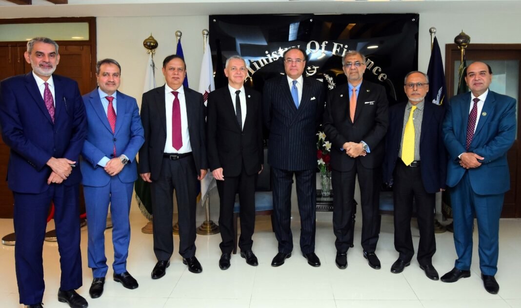 Climate change an urgent economic reality for Pakistan, Aurangzeb