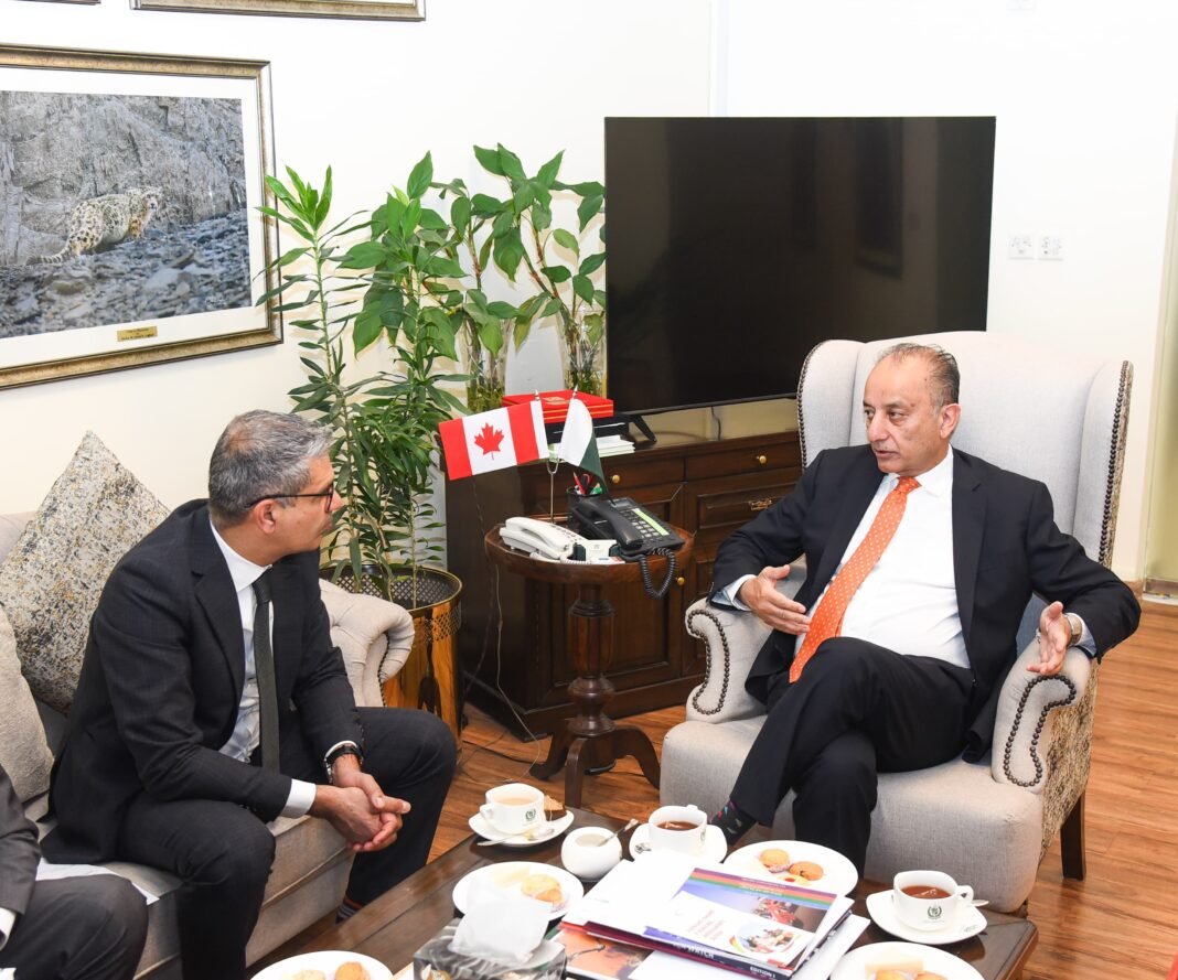 Pak-Canada agreed to strengthen coordination for sustainable, transparent trade