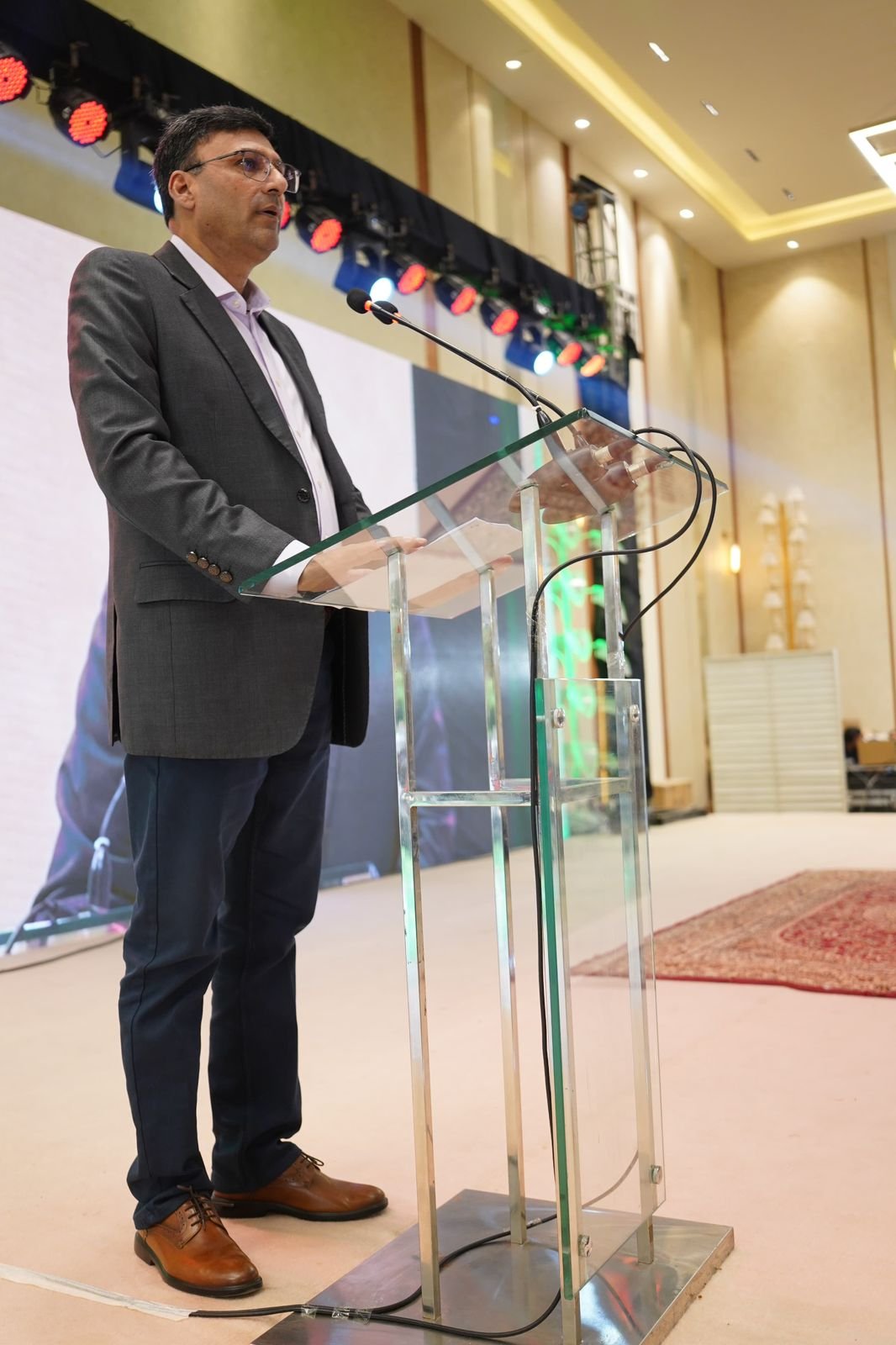 Business partners drive economic and industrial growth, Participants