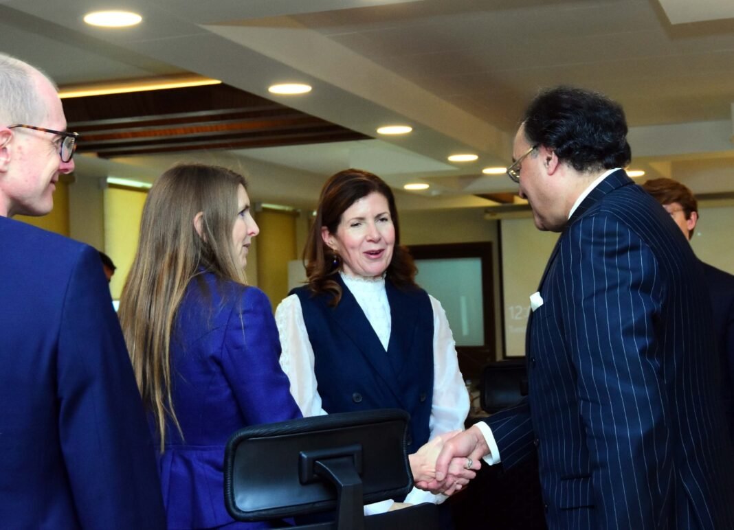 Finance Minister Leaves for Saudi Arabia to attend Global Finance Conference