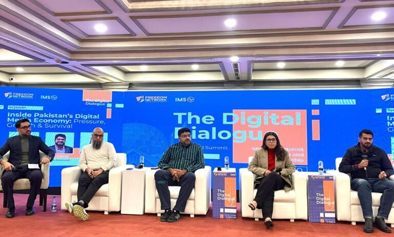 Digital Dialogue Summit sets a roadmap for digital Pakistan. Experts