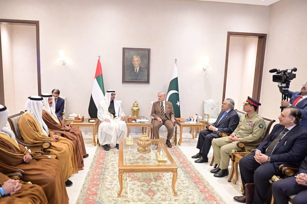 Pak-UAE leaders reiterated determination to continue to work together
