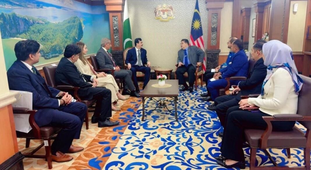 Pakistan committed to meeting Malaysia’s manpower needs, Gilani