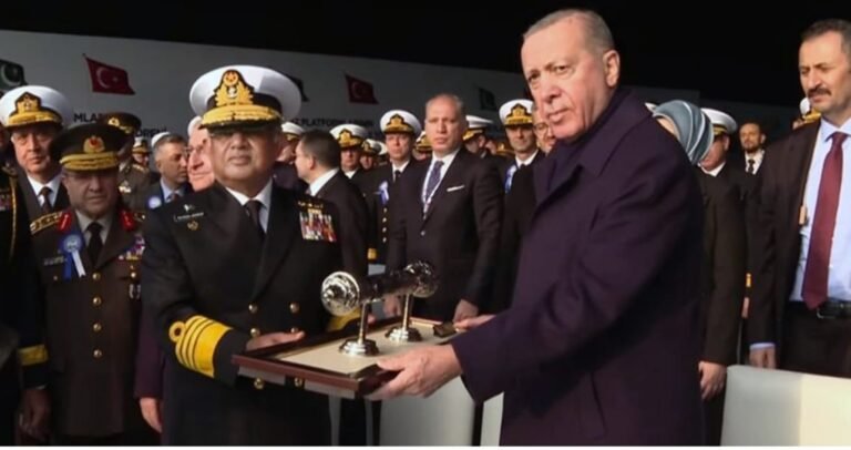 Tayyip Erdogan graced Commissioning ceremony of 2nd Pak Navy Ship KHAIBAR