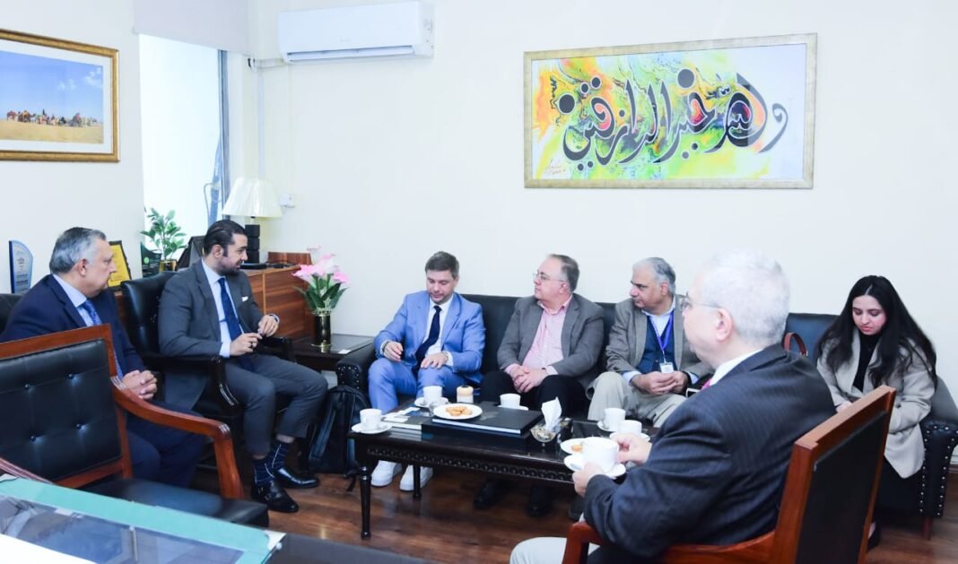 Finance Advisor updates international fintech investors on Pakistan’s digital reforms