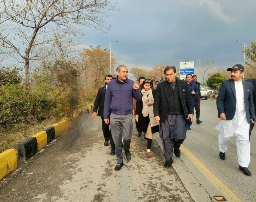 Interior Minister Inspects Site for New International Convention Center