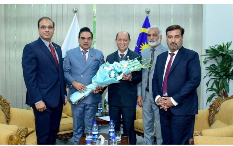 Malaysian envoy, ICCI vow to enhance bilateral trade volume to $3-4 billion