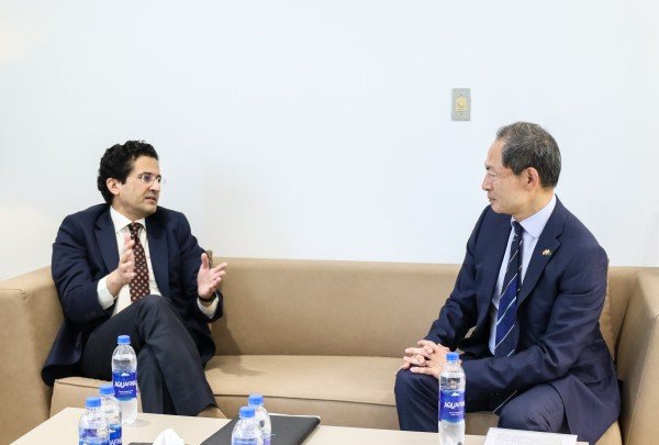 Pak-Japan Pledge to Deepen Ties in the Petroleum Sector