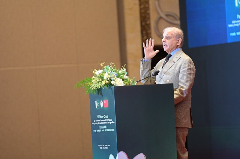 Pakistan PM Calls for Stronger Collaboration with China in Key Sectors
